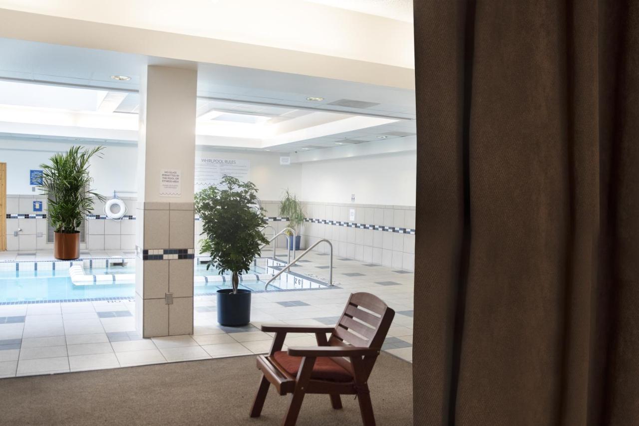 The Madison Concourse Hotel Екстериор снимка