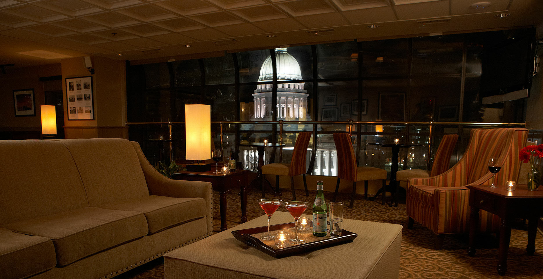 The Madison Concourse Hotel Екстериор снимка